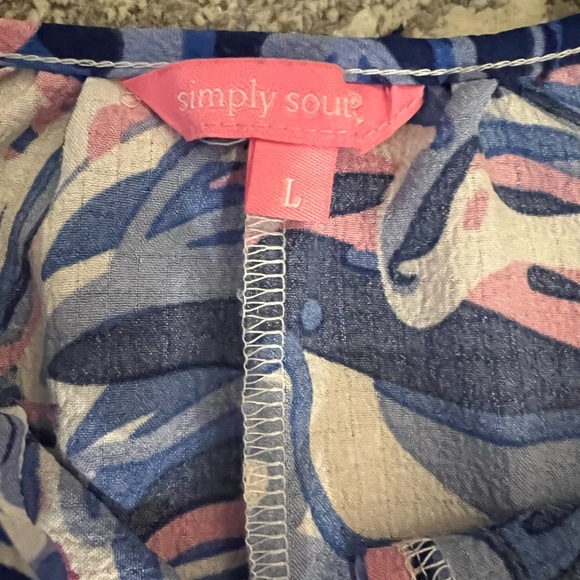 Simply Southern Ruffle Top - L - Picture 9 of 9